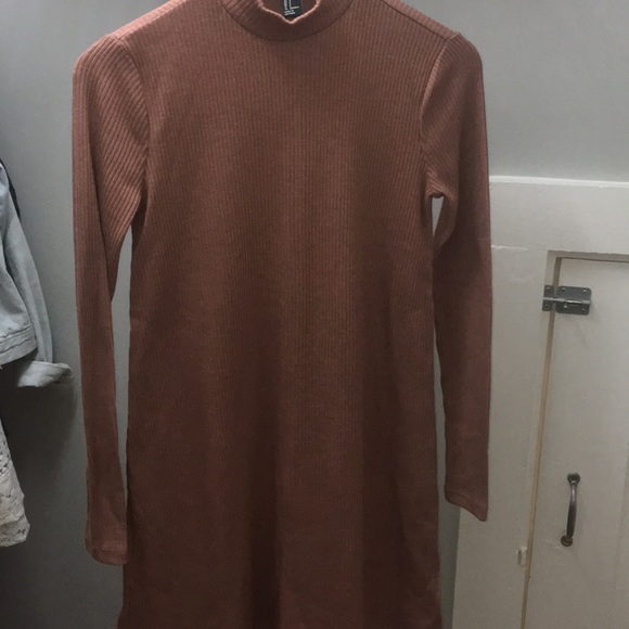 Forever 21 Dresses & Skirts - Sweater dress